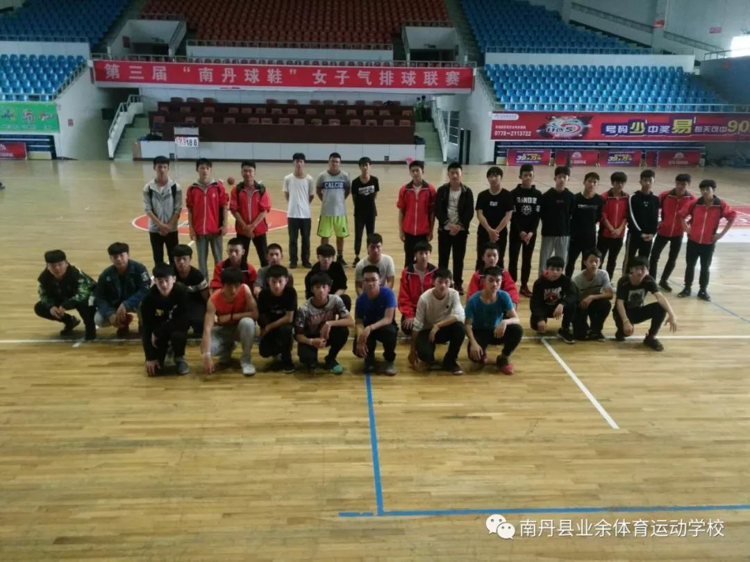 如何制定有效的篮球训练策略以提高球员表现_1